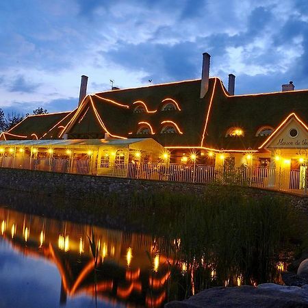 Dwor Chotynia Hotell Eksteriør bilde