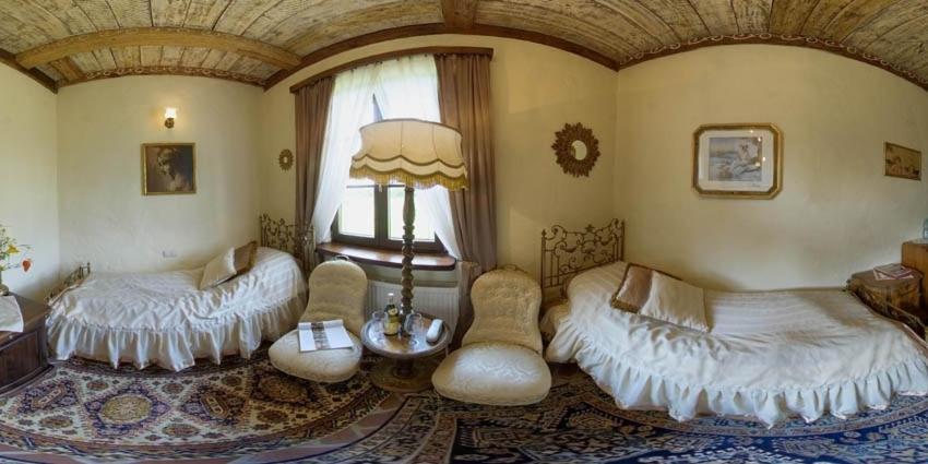 Dwor Chotynia Hotell Rom bilde